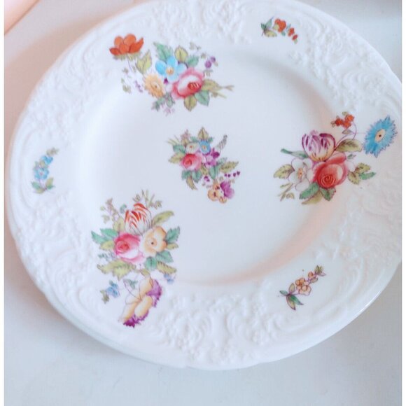 COALPORT SEVRES GROUP PATTERN EMBOSSED Bread & Butter Plates (set of 6)   5 1/2" - Picture 2 of 16